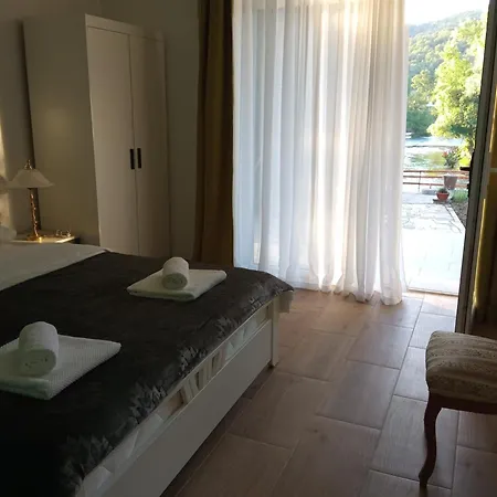 Kuca Za Odmor Luka Hébergement de vacances