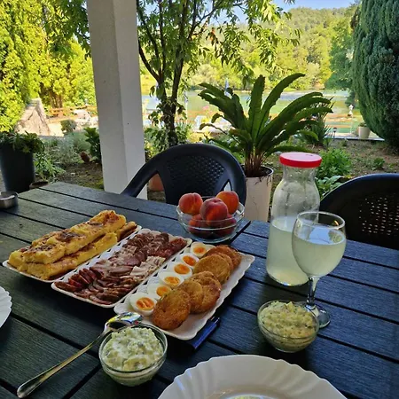 Kuca Za Odmor Luka Hébergement de vacances