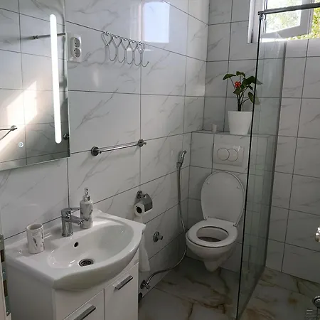 Kuca Za Odmor Luka Hébergement de vacances