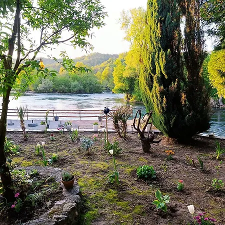 Kuca Za Odmor Luka Hébergement de vacances